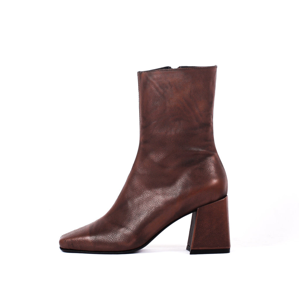 bota boot